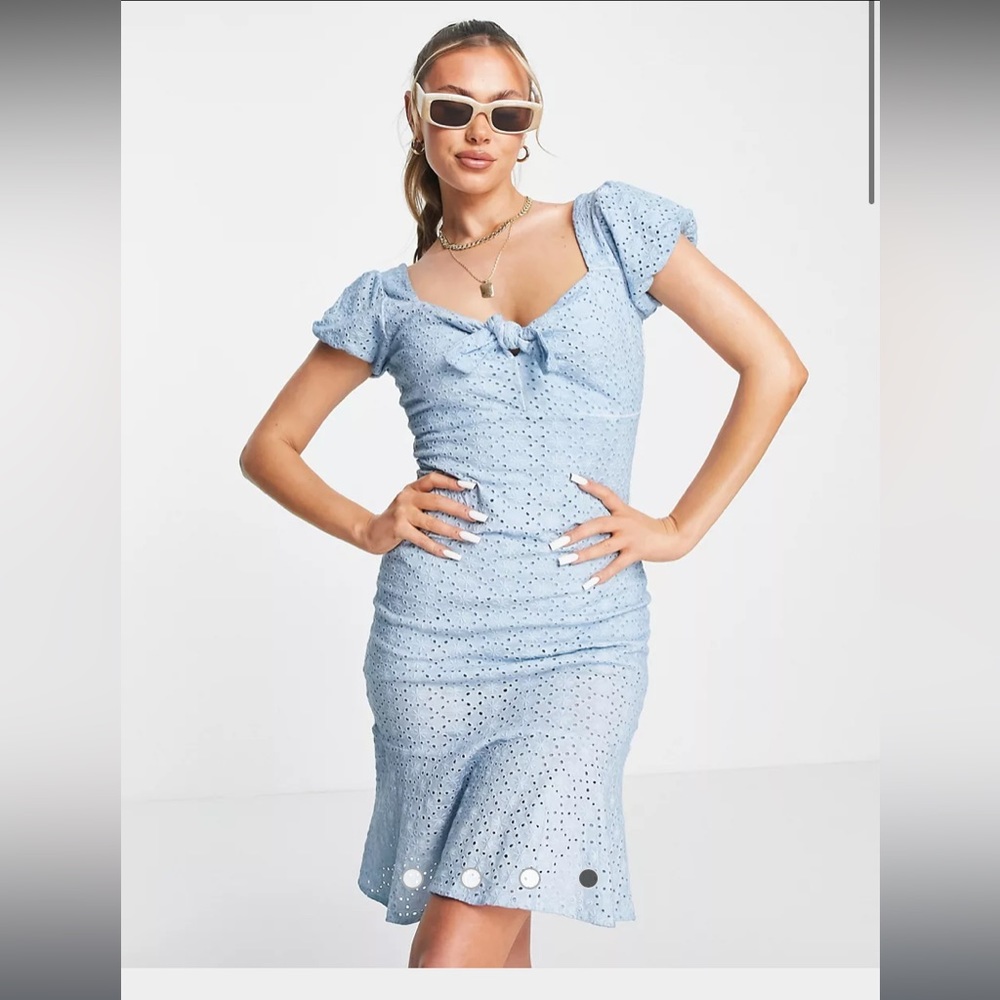 Never worn beautiful Guess dress
